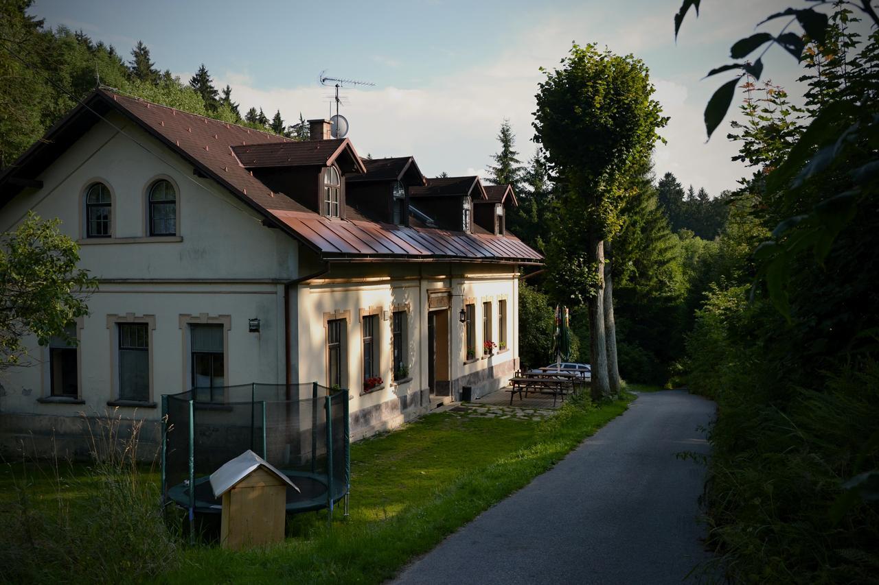 Penzion U Lípy Vysoké nad Jizerou Exteriér fotografie